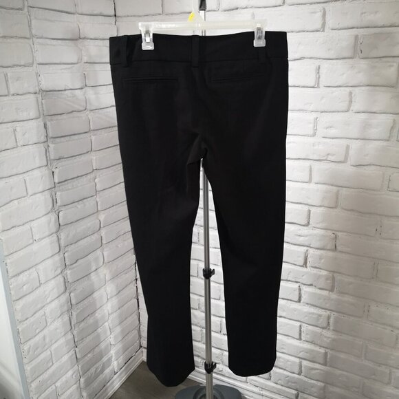 Guess Ladies Size 31 Waist Black Flare Leg Zipper & 2 Clasp Closure Pants - Picture 2 of 13